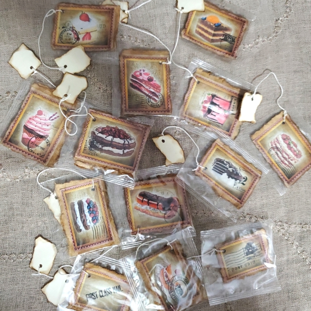 😀 HAND CRAFTED Set of 12 faux dessert tea bag tags, journal cards